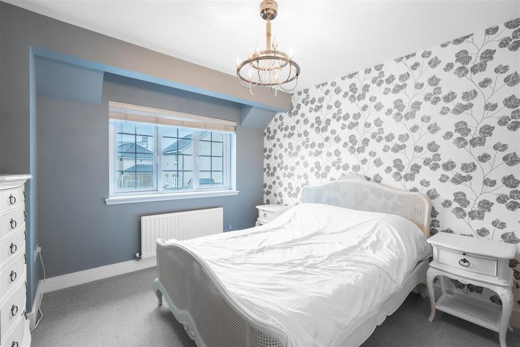Bedroom.one.jpg