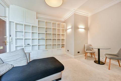 2 bedroom flat for sale, Sutton Lane North, Chiswick, London, W4