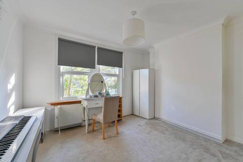 2 bedroom flat to rent, Kinsale Road, Peckham Rye, London, SE15