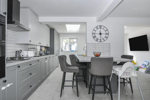 3 bedroom end of terrace house for sale, Claremont, Bricket Wood, St. Albans