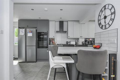 3 bedroom end of terrace house for sale, Claremont, Bricket Wood, St. Albans