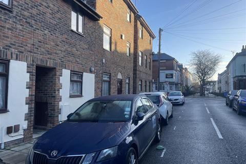 2 bedroom flat for sale, King Street, Southsea
