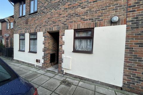 2 bedroom flat for sale, King Street, Southsea