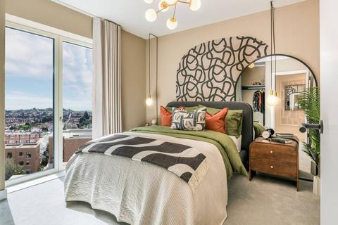 1 bedroom flat for sale, North Gate Park, London N15
