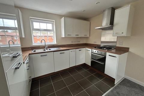 2 bedroom flat to rent, Horse Fair Lane, Kettering NN14
