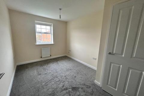 2 bedroom flat to rent, Horse Fair Lane, Kettering NN14