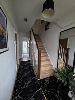 3 bedroom house to rent, Clarendon Road, London N18