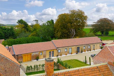 undefined, Chestnut Lodge, Conyers Fold, Harpham