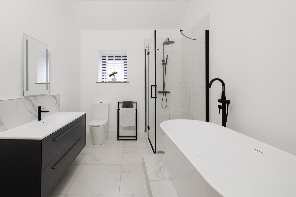 Principal Bedroom Suite