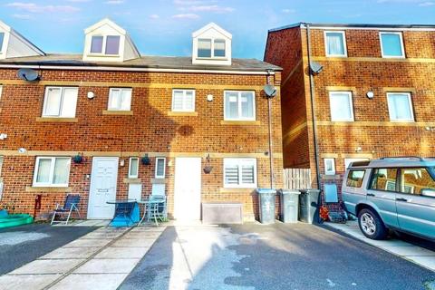 Springs Meadow, Bradford, West Yorkshire, BD8 0PR