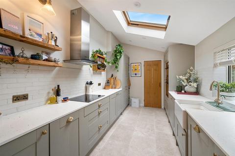 3 bedroom semi-detached house for sale, Meadow Road, Shortlands, Bromley, BR2