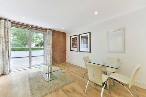 2 bedroom flat for sale, Warehouse Court, Woolwich Riverside, London, SE18
