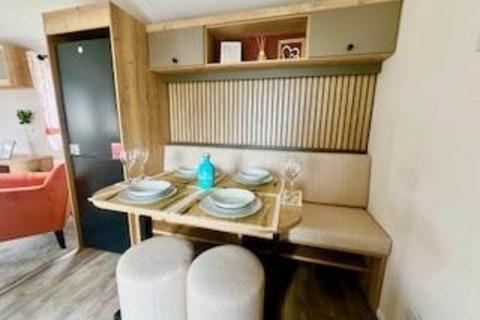 2 bedroom park home for sale, Polperro Holiday Park