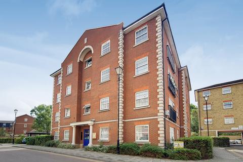 2 bedroom apartment to rent, Queensberry Place, London E12
