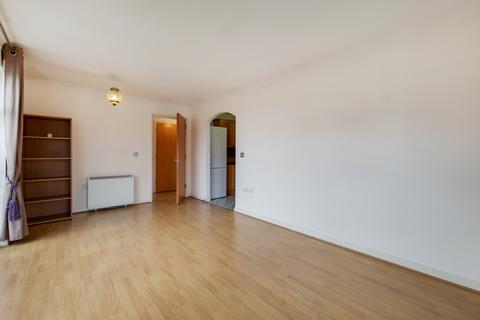 2 bedroom apartment to rent, Queensberry Place, London E12