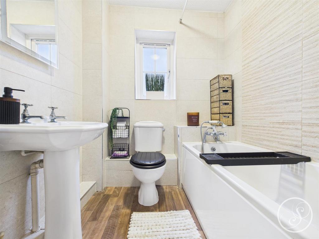 Family bathroom