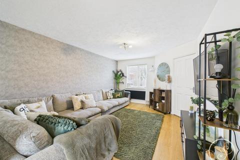undefined, Mead Grove, Leeds