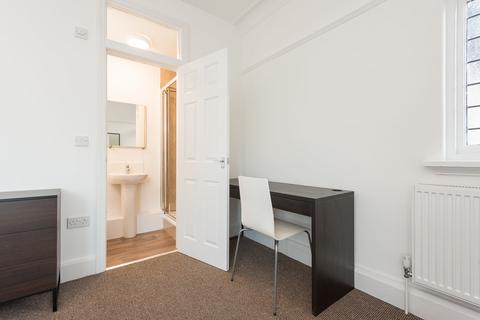 undefined, 6 Kingston Terrace, LS2 9BW