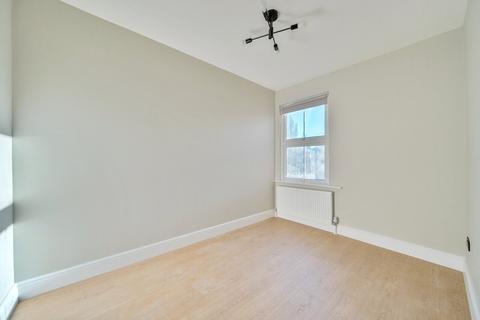 undefined, Station Road, West Byfleet, KT14