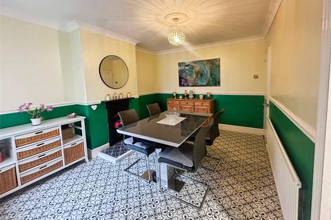 3 bedroom terraced house for sale, Station Road, Gillingham ME8