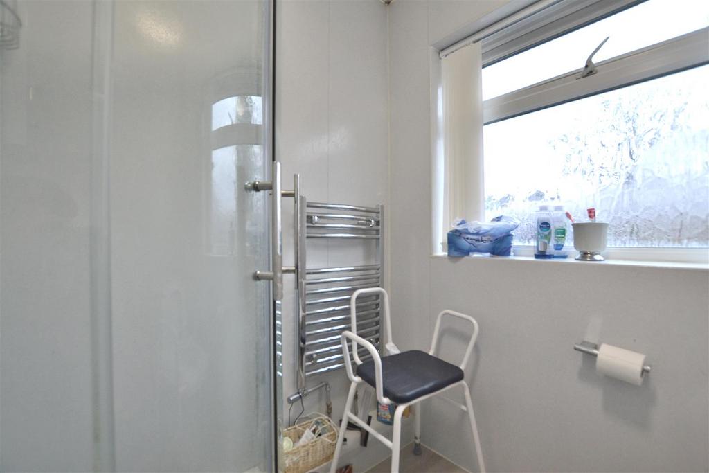 Shower Room 1.JPG