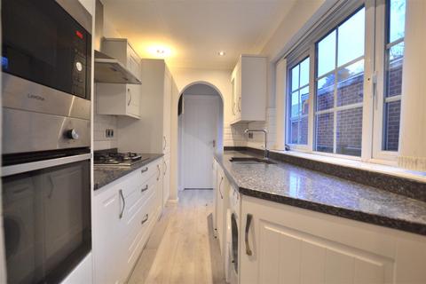 undefined, Albert Street, Fleet GU51