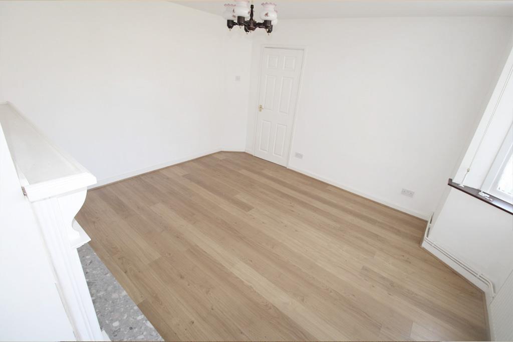 Lounge 2.jpg