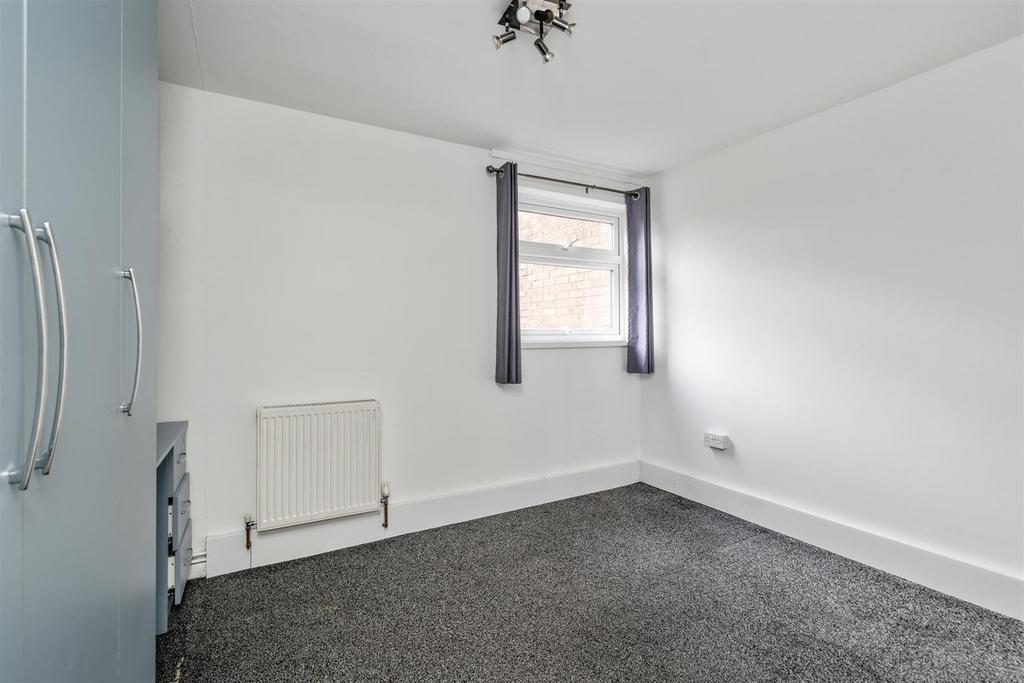 53 Touchwood Hall Close 1.jpg