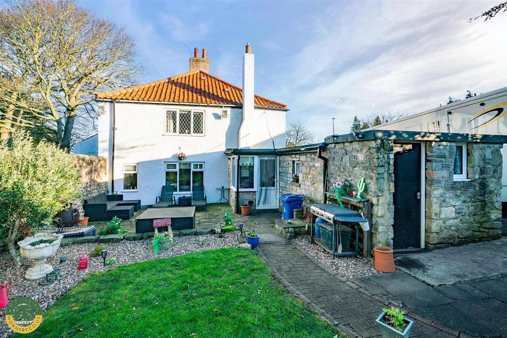 Rear Garden 2.jpg