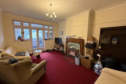 4 bedroom semi-detached house for sale, Trevelyan Crescent, Harrow, HA3
