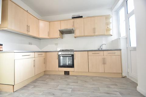 1 bedroom flat to rent, Liss Road, Hampshire PO4