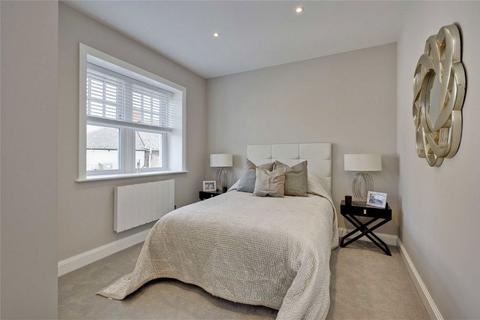 undefined, Baker Street, Weybridge KT13