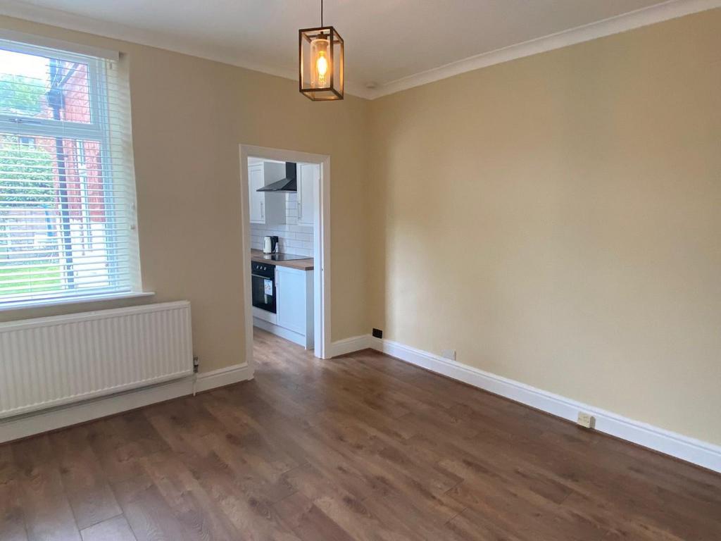 Dining room 3.jpg