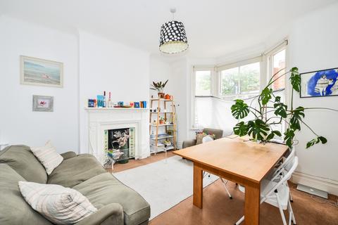 2 bedroom flat to rent, Kinsale Road, Peckham, London, SE15