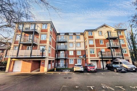 2 bedroom flat for sale, Banister Park