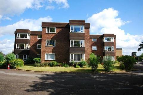 1 bedroom apartment to rent, Mount Felix, Walton-on-Thames, Surrey, KT12