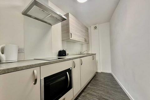 Studio to rent, Emmanuel House