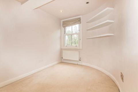 2 bedroom flat to rent, Surbiton Hill Park, Surbiton KT5