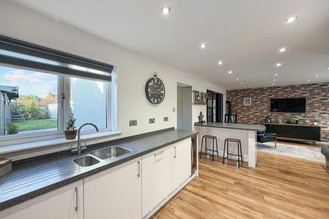 4 bedroom detached house for sale, Saddlers Place, Martlesham Heath IP5