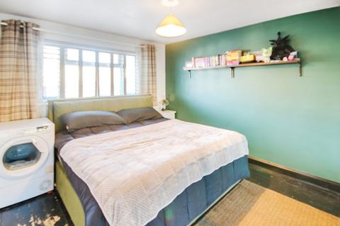 undefined, Beech Gardens, Crawley Down, RH10