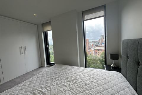 1 bedroom apartment to rent, The Gate Green Quarter