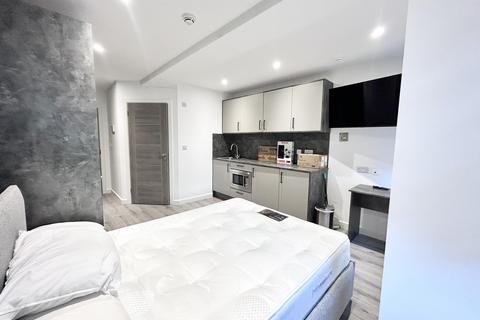 Studio to rent, Cross Street, Peterborough PE1