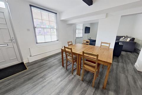 7 bedroom townhouse for sale, Mansfield Road, Nottingham NG1