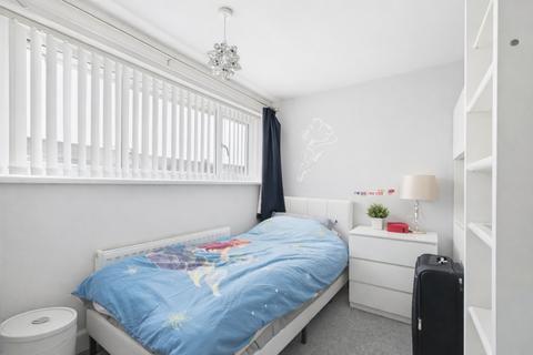 undefined, Kingscote Avenue, Cheltenham, Gloucestershire, GL51