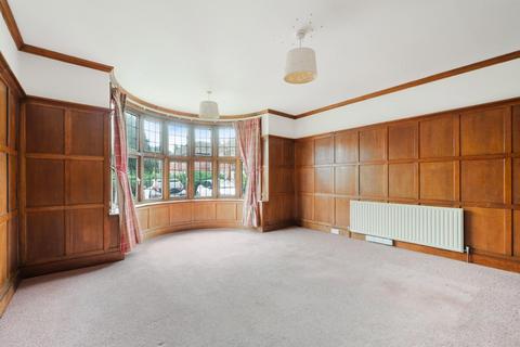 2 bedroom flat for sale, Winkworth Place, Banstead