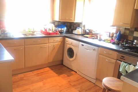 2 bedroom flat to rent, Ferncourt, Harrow HA1