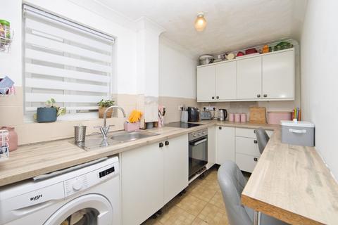 2 bedroom end of terrace house for sale, Roman Close, Deal, Kent, CT14