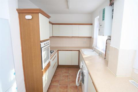 4 bedroom end of terrace house to rent, Birkbeck Avenue, Greenford