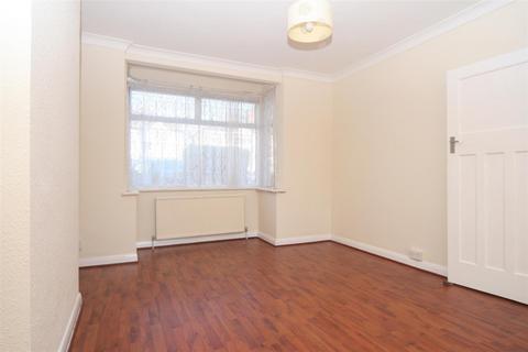 4 bedroom end of terrace house to rent, Birkbeck Avenue, Greenford