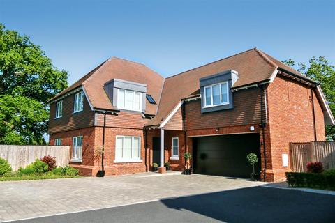 undefined, Bridle Close, Borehamwood